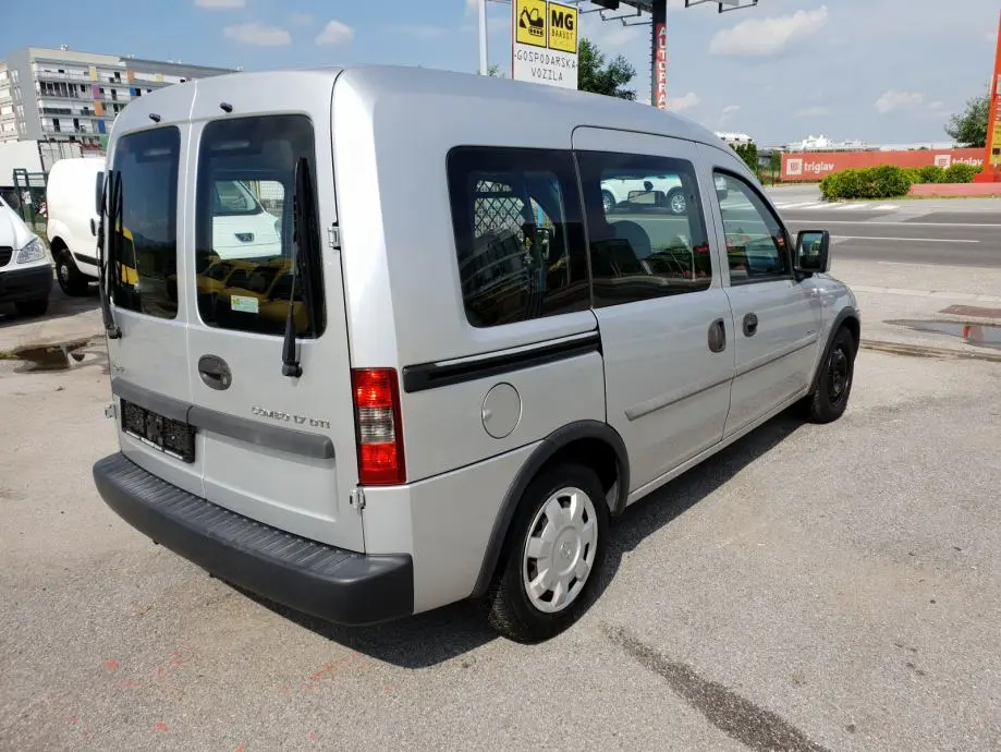 Opel Combo Combo Tour 1.7 DTI Club 3