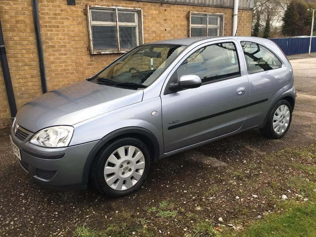 Opel Corsa Corsa 1.2 6