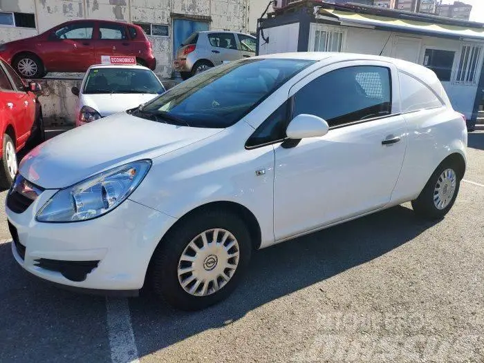 Opel Corsa Corsa 1.2 5