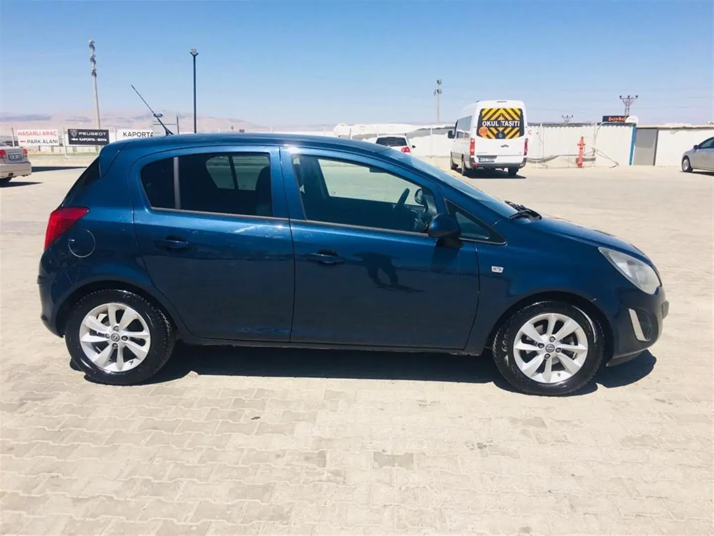 Opel Corsa Corsa 1.2 Twinport Active 15'Alaşım Jant 7