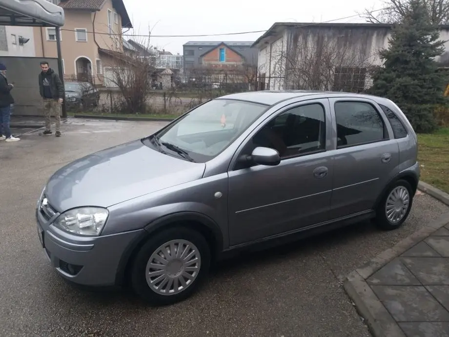 Opel Corsa Corsa 1.2 Twinport Essentia 4