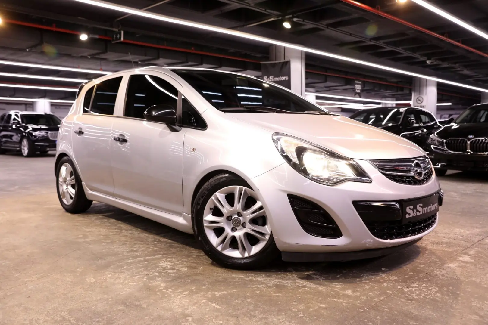 Opel Corsa Corsa 1.2 Twinport Essentia 4