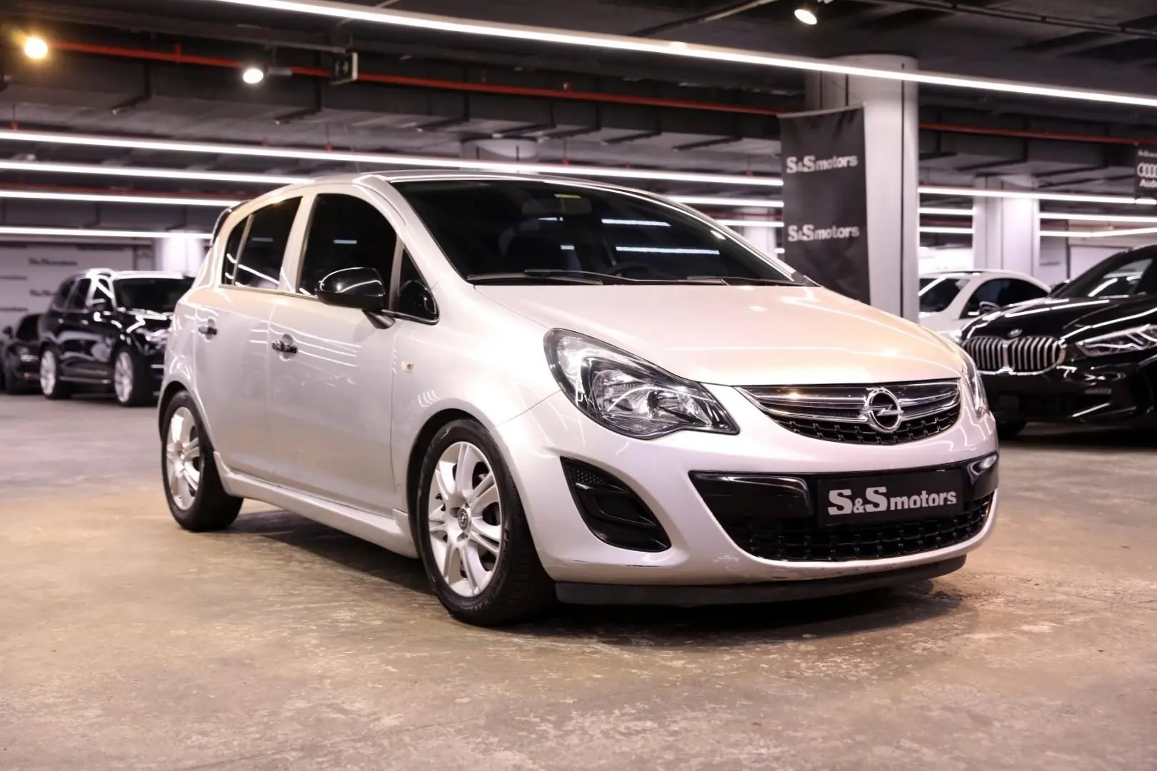 Opel Corsa Corsa 1.2 Twinport Essentia 6