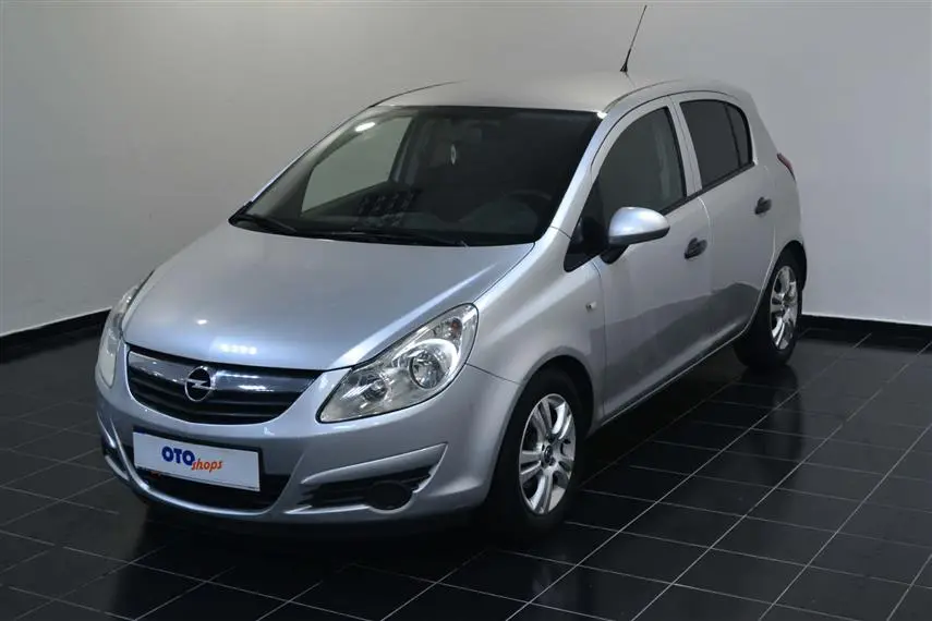 Opel Corsa Corsa 1.2 Twinport Essentia Easytronic 5