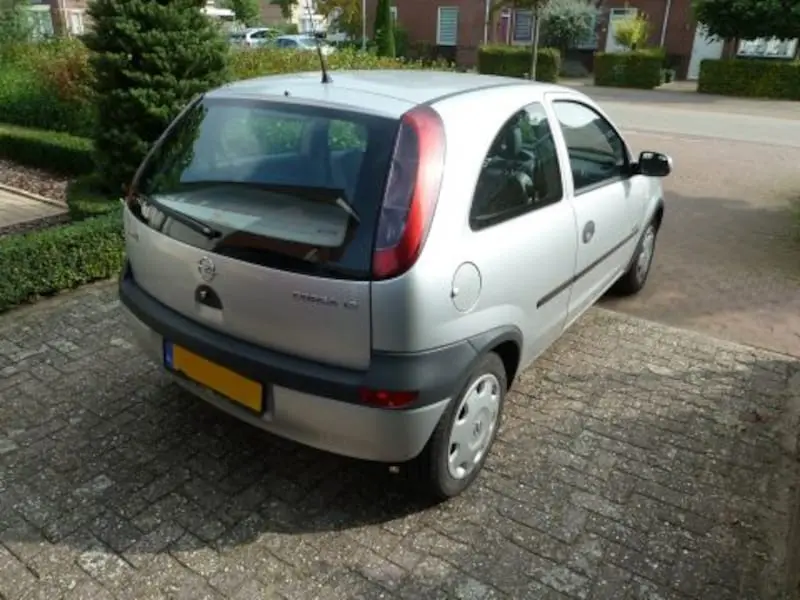 Opel Corsa Corsa 1.2i 16V Comfort 3