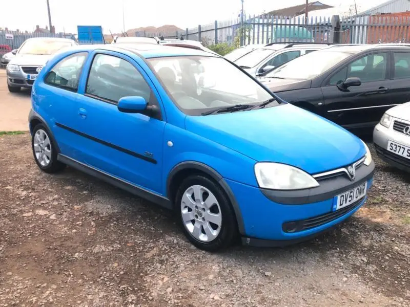 Opel Corsa Corsa 1.2i 16V Essentia 1