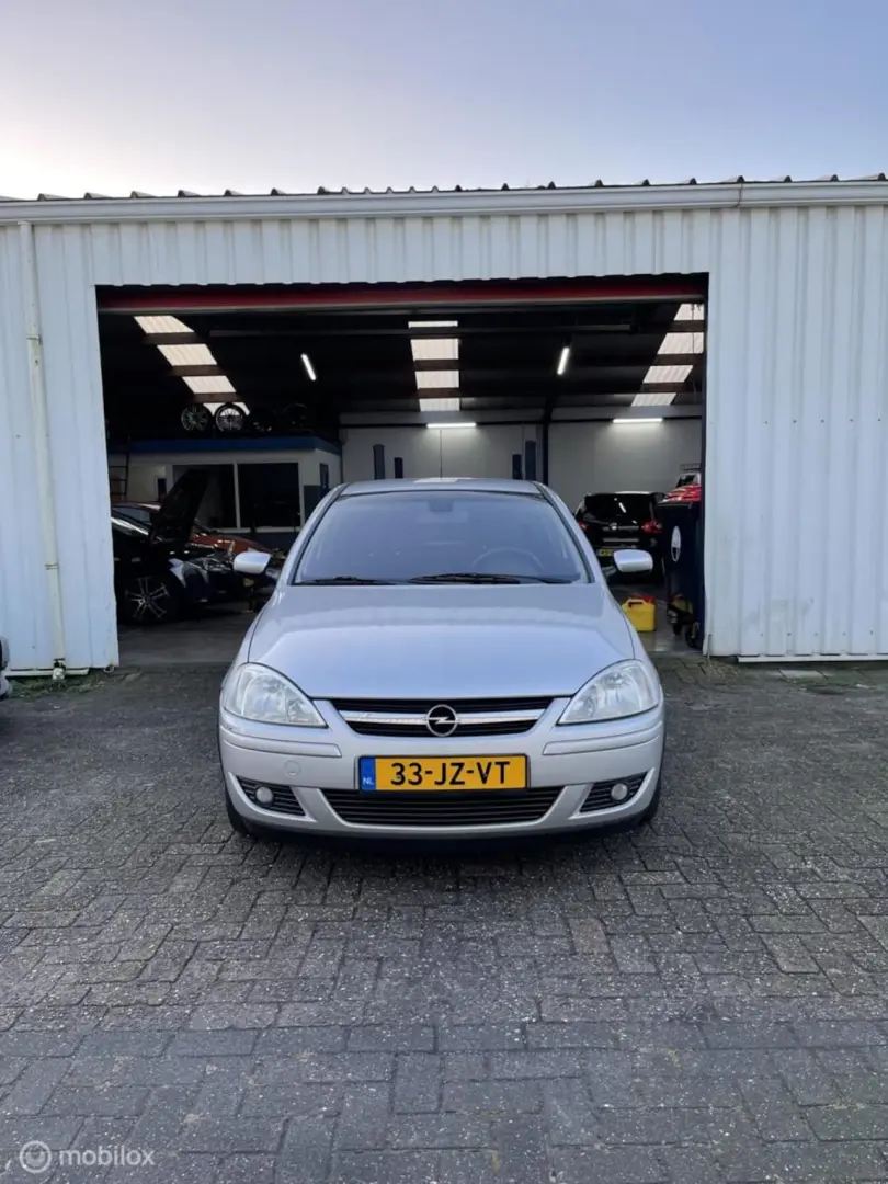 Opel Corsa Corsa 1.2i 16V Njoy Easytronic 2