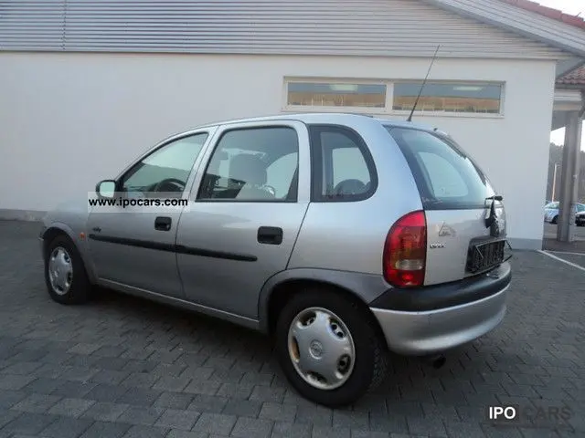 Opel Corsa Corsa 1.2i 16V Swing 3