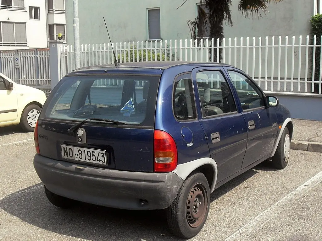 Opel Corsa Corsa 1.2i 3