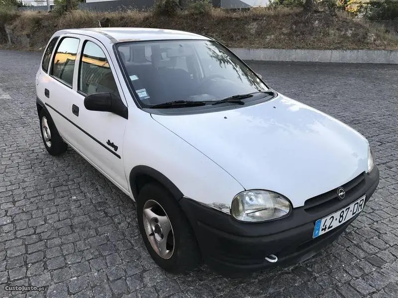 Opel Corsa Corsa 1.2i 4