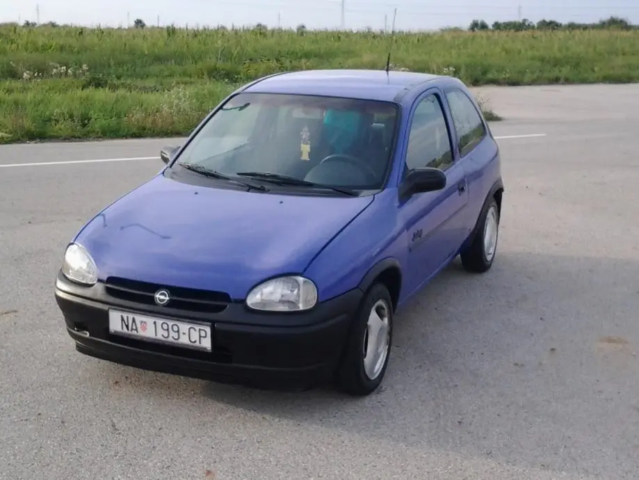 Opel Corsa Corsa 1.2i City 6