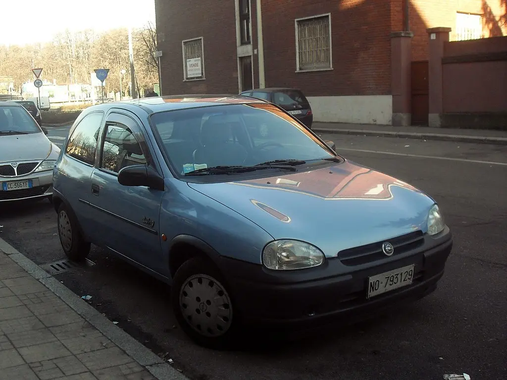 Opel Corsa Corsa 1.2i Swing 5