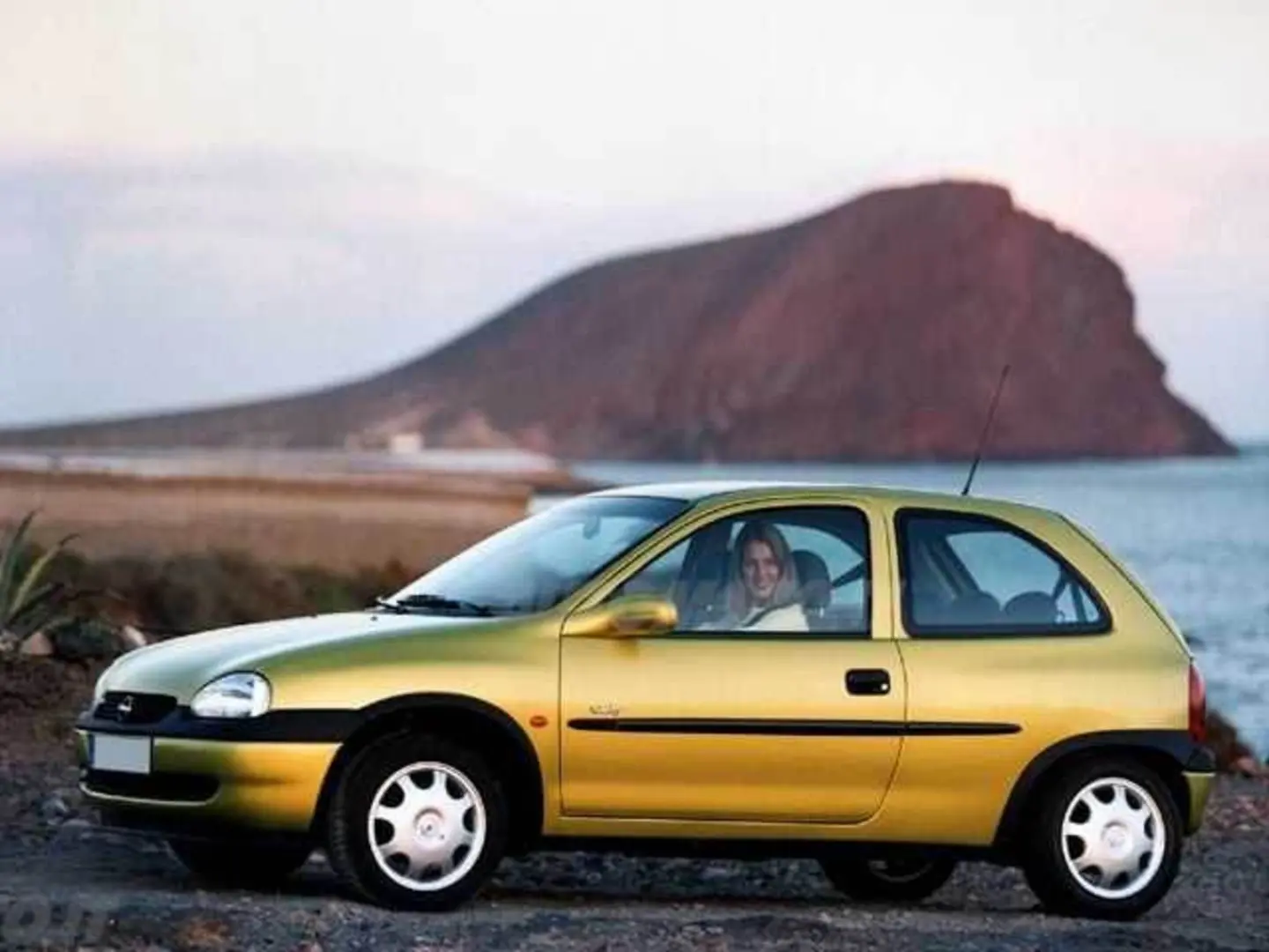 Opel Corsa Corsa 1.2i Viva 2