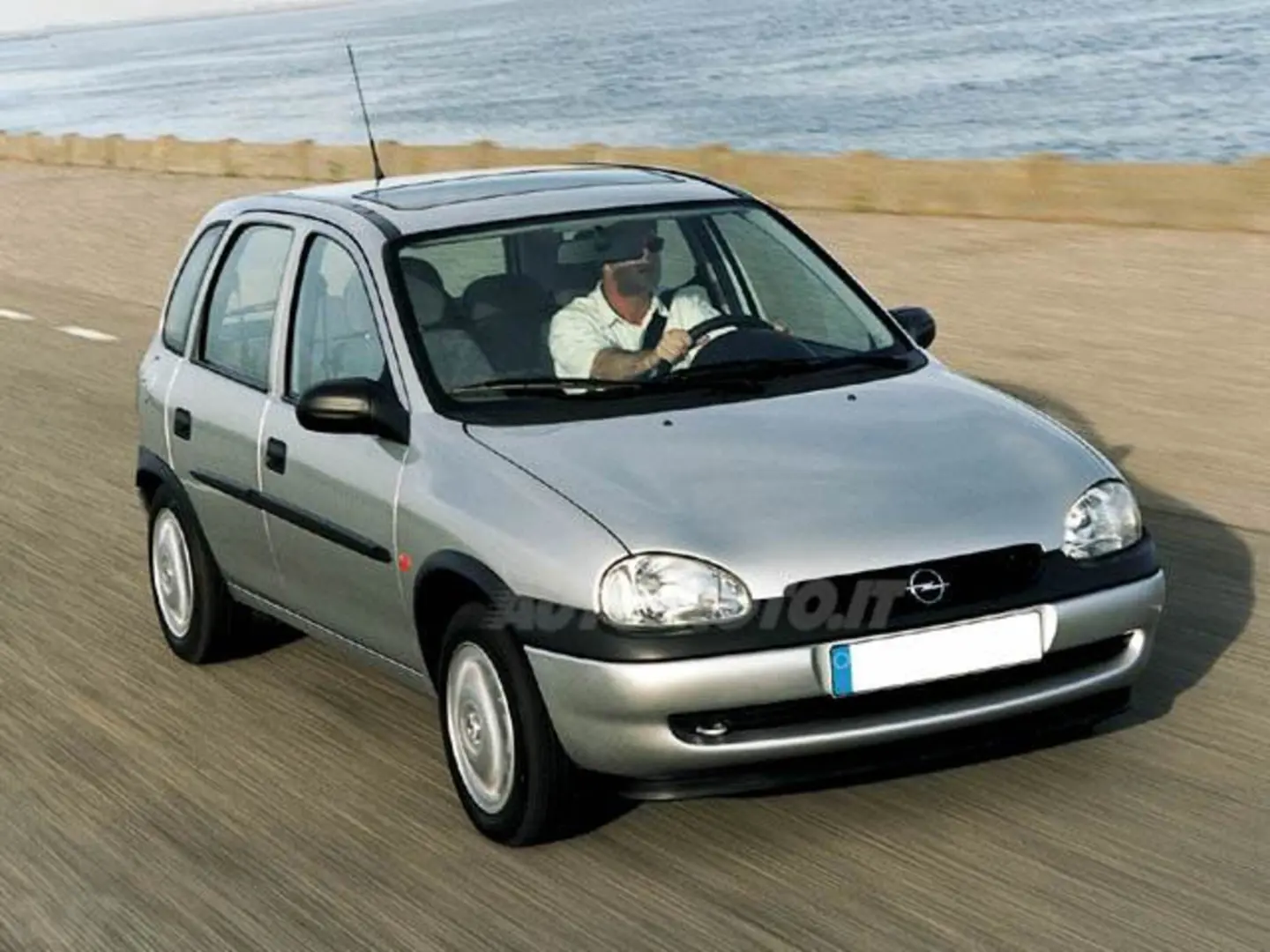 Opel Corsa Corsa 1.2i Viva 3