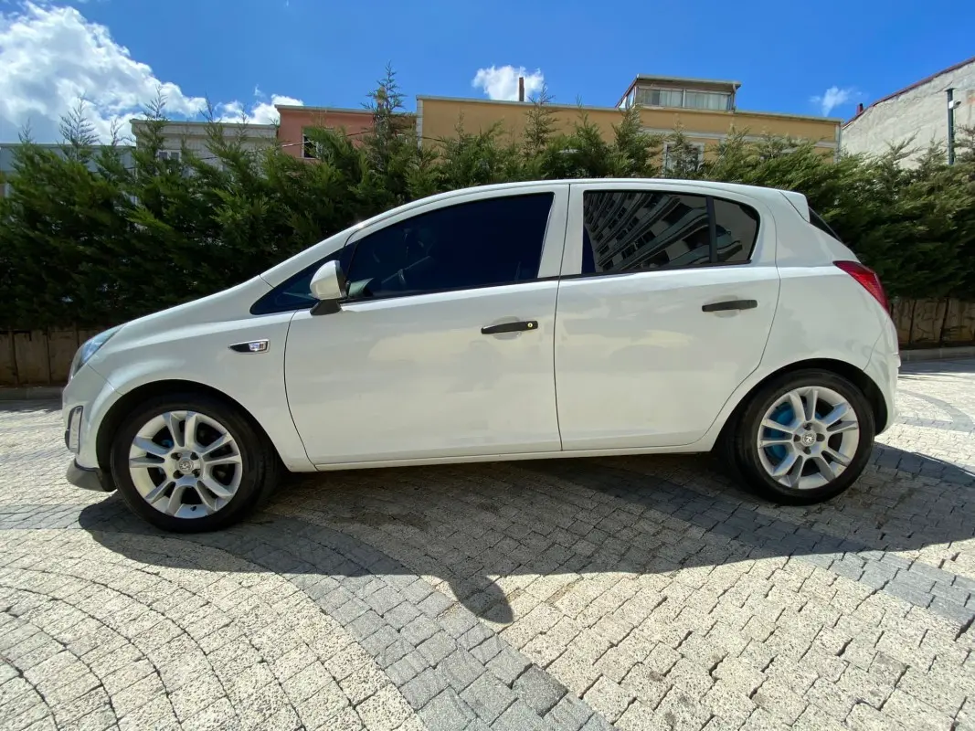Opel Corsa Corsa 1.3 CDTI Essentia 5