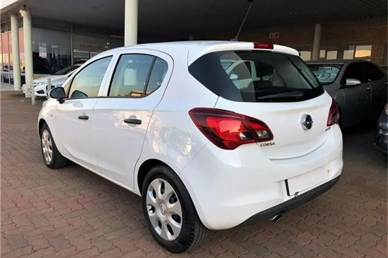 Opel Corsa Corsa 1.4 Essentia 6