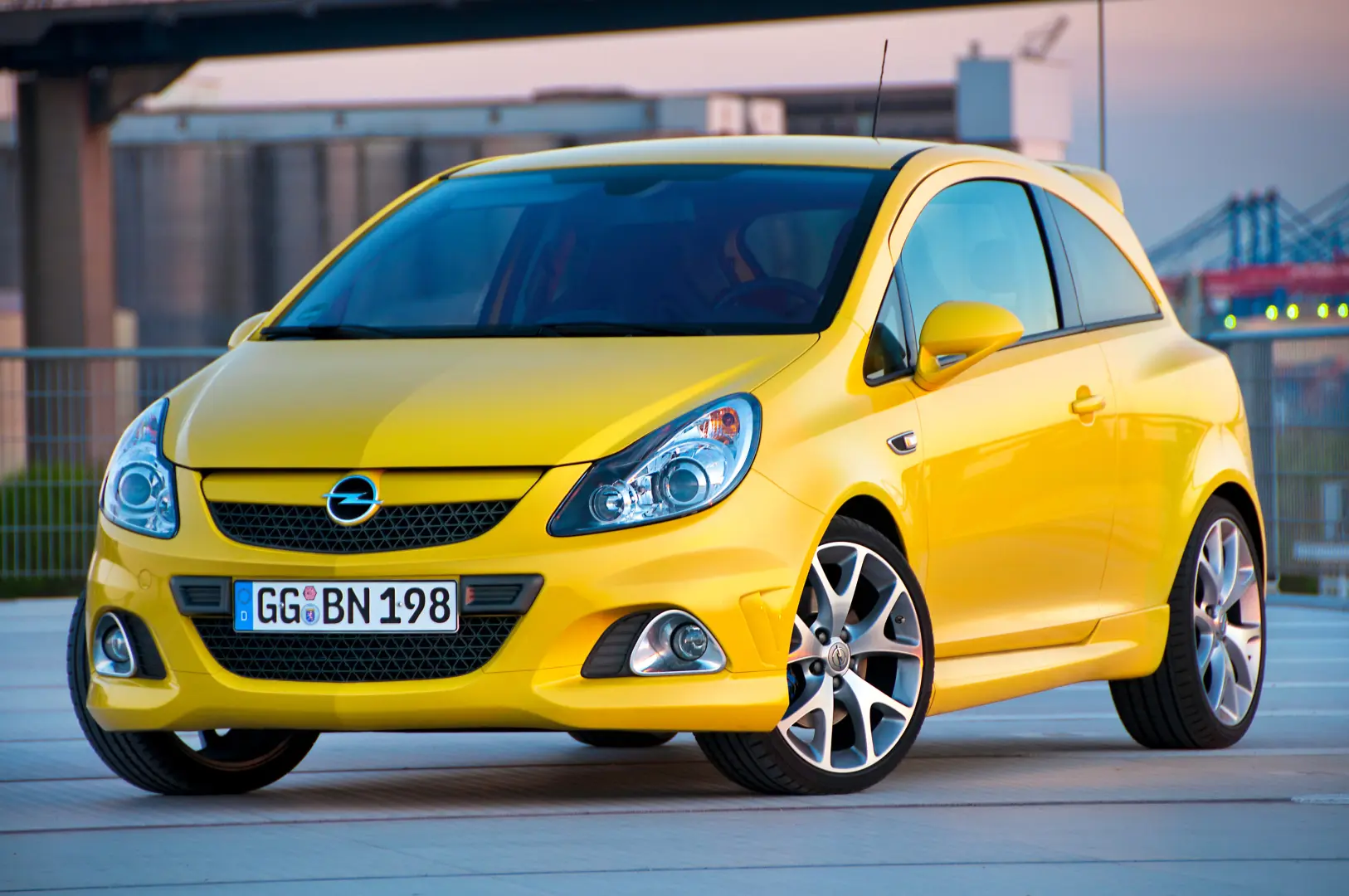 Opel Corsa Corsa 1.4 Sport 5
