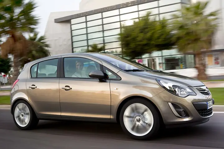 Opel Corsa Corsa 1.4 Start&Stop Cosmo 3