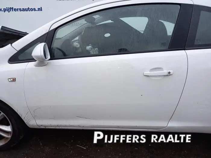 Opel Corsa Corsa 1.4 Twinport Black&White 7