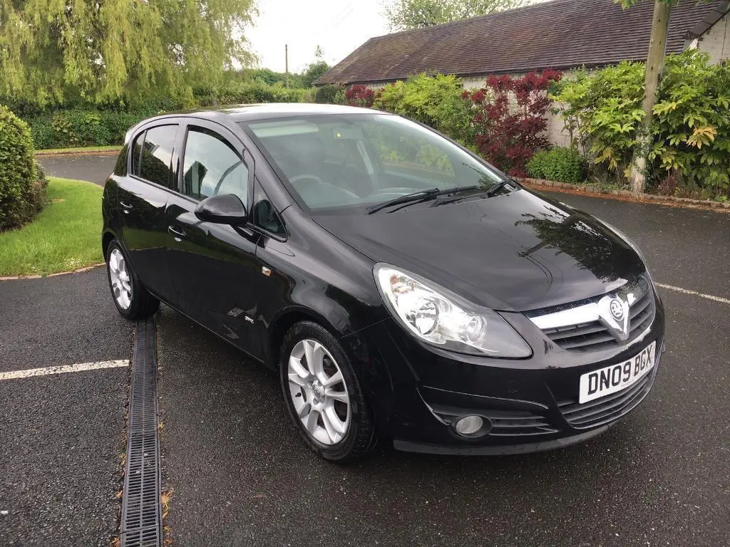Opel Corsa Corsa 1.4 Twinport Black&White 3