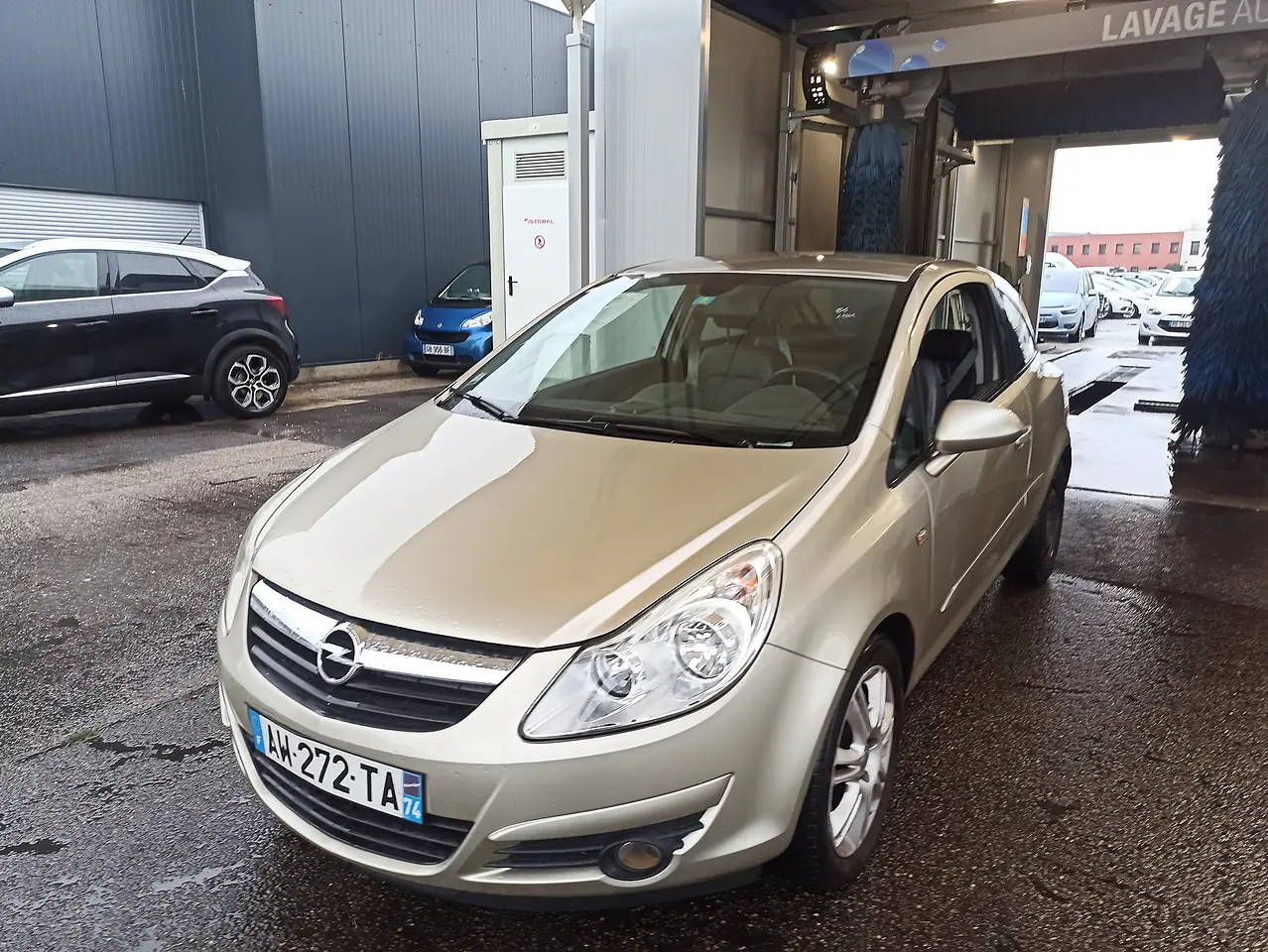 Opel Corsa Corsa 1.4 Twinport Cosmo 3
