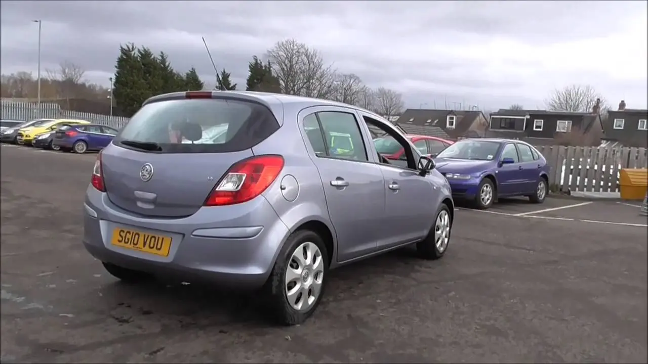 Opel Corsa Corsa 1.4i 16V Edition 100 5