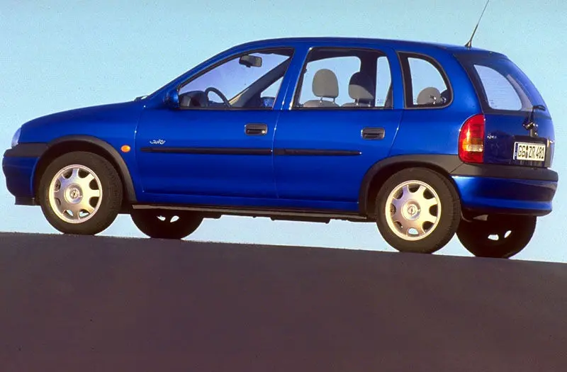 Opel Corsa Corsa 1.4i Swing 6