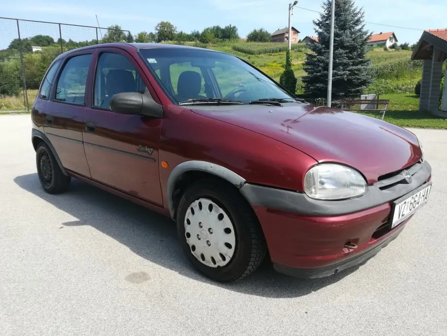 Opel Corsa Corsa 1.4i Swing 7