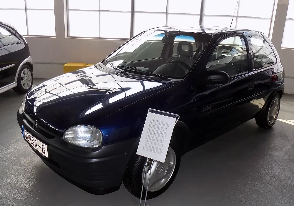 Opel Corsa Corsa 1.4i Swing 6