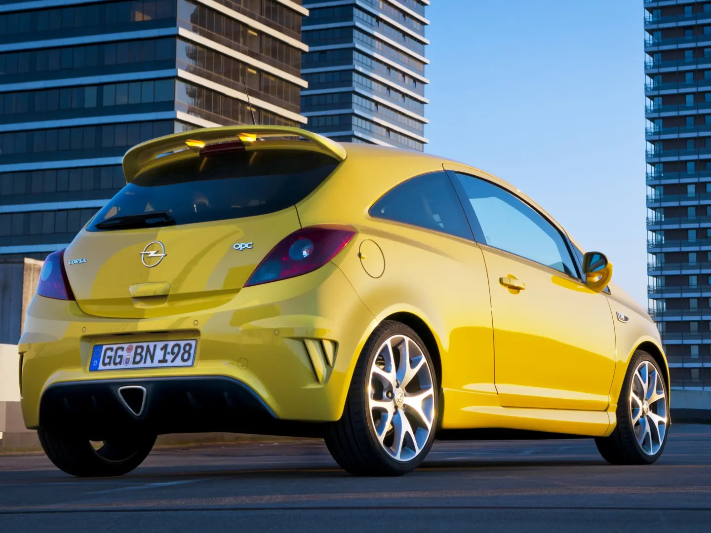 Opel Corsa Corsa 1.6 Turbo OPC 0