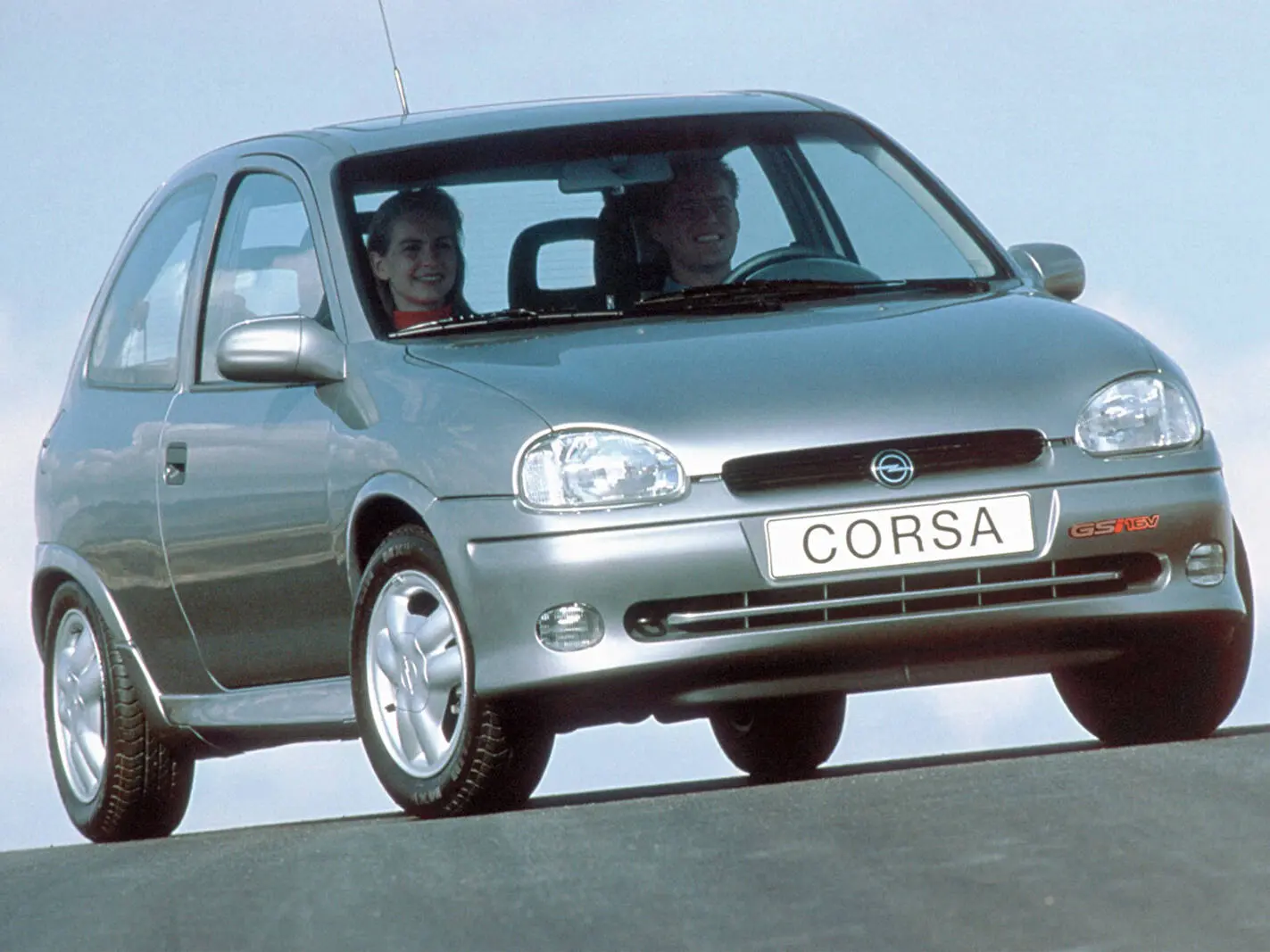 Opel Corsa Corsa 1.6i 16V GSI 4