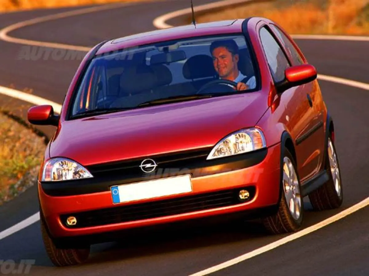 Opel Corsa Corsa 1.8i GSI 16V 6