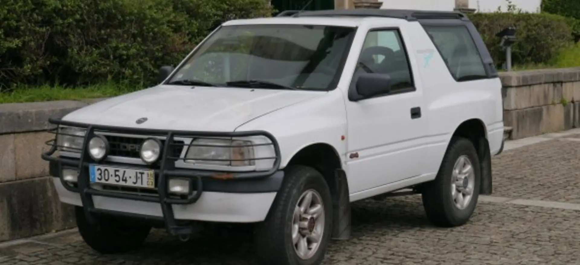 Opel Frontera Frontera 2.0i Sport 2