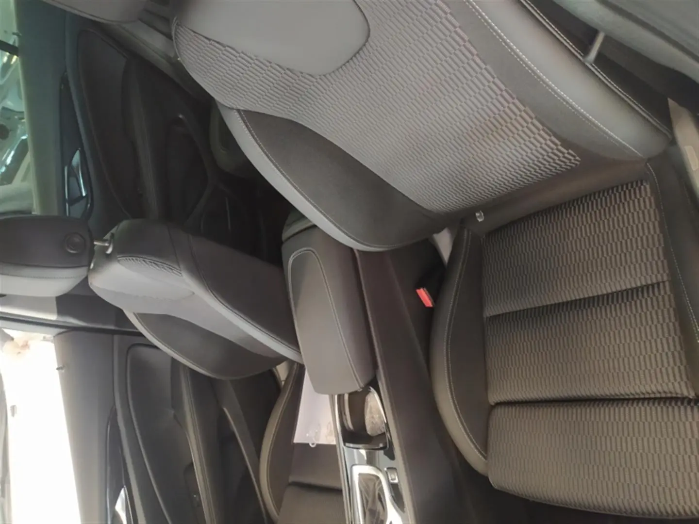 Opel Insignia Insignia 1.5 D Start&Stop Exclusive 6
