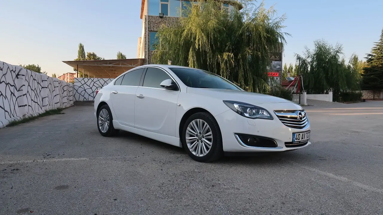 Opel Insignia Insignia 1.6 CDTI Cosmo 5