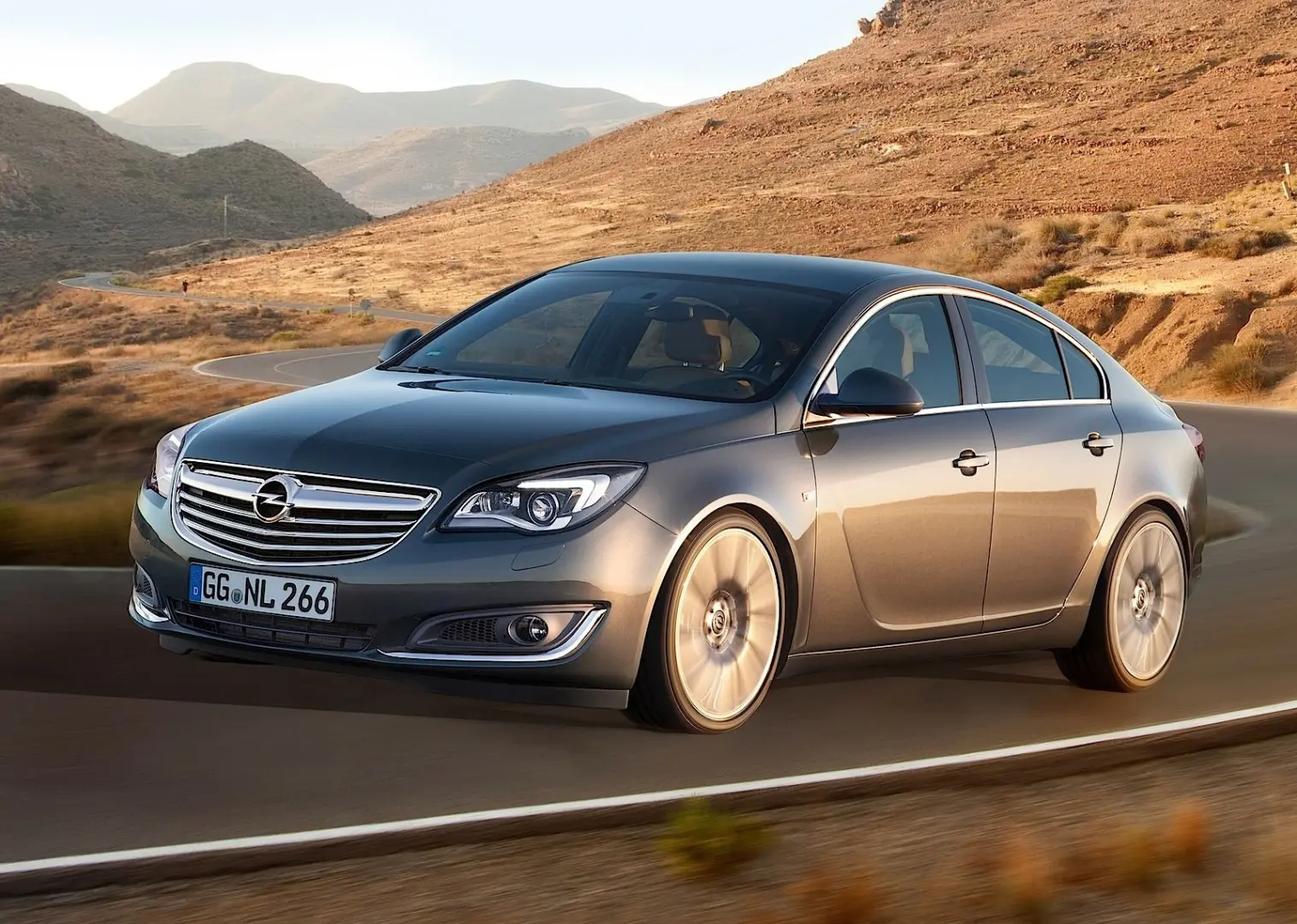 Opel Insignia Insignia 1.6 Turbo Cosmo 4