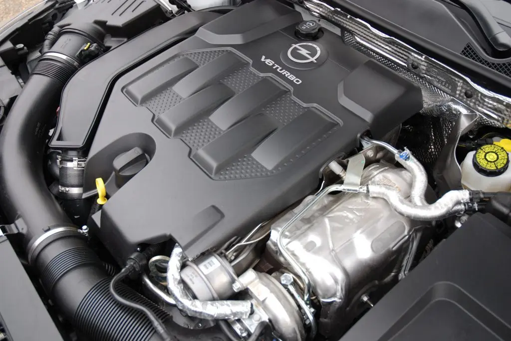 Opel Insignia Insignia 2.8 V6 Sport 6