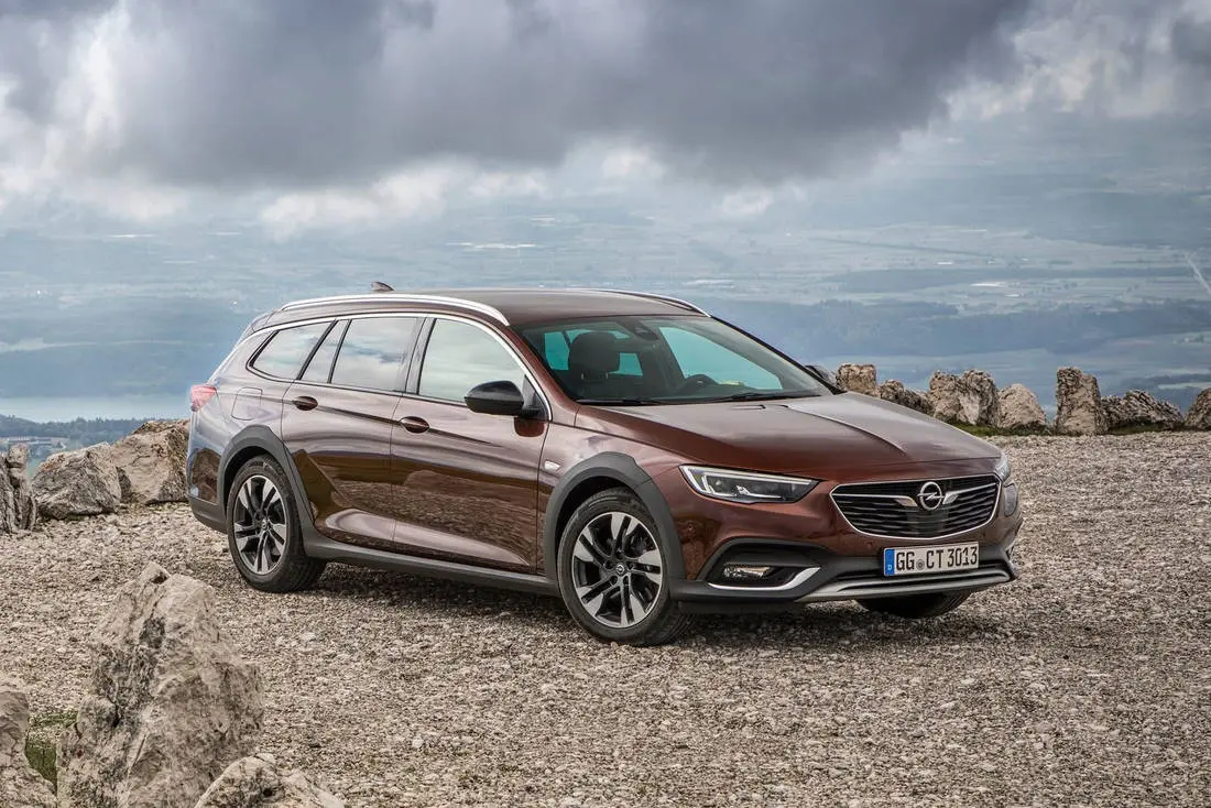 Opel Insignia Insignia Country Tourer 1.6 CDTI Cosmo 5