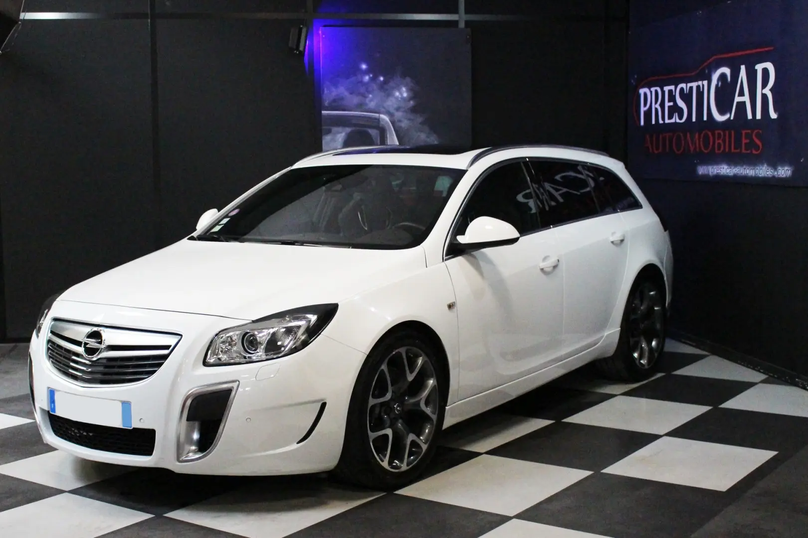 Opel Insignia Insignia Sports Tourer 2.8 V6 AWD OPC Active Select 0