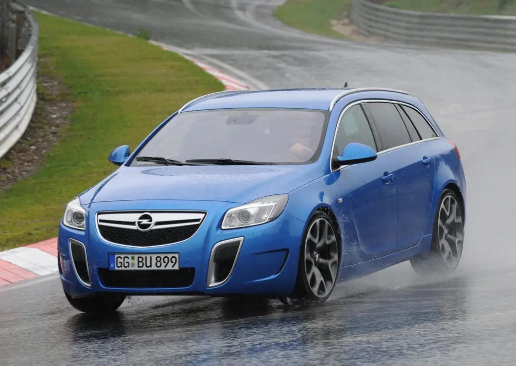 Opel Insignia Insignia Sports Tourer 2.8 V6 AWD OPC 6