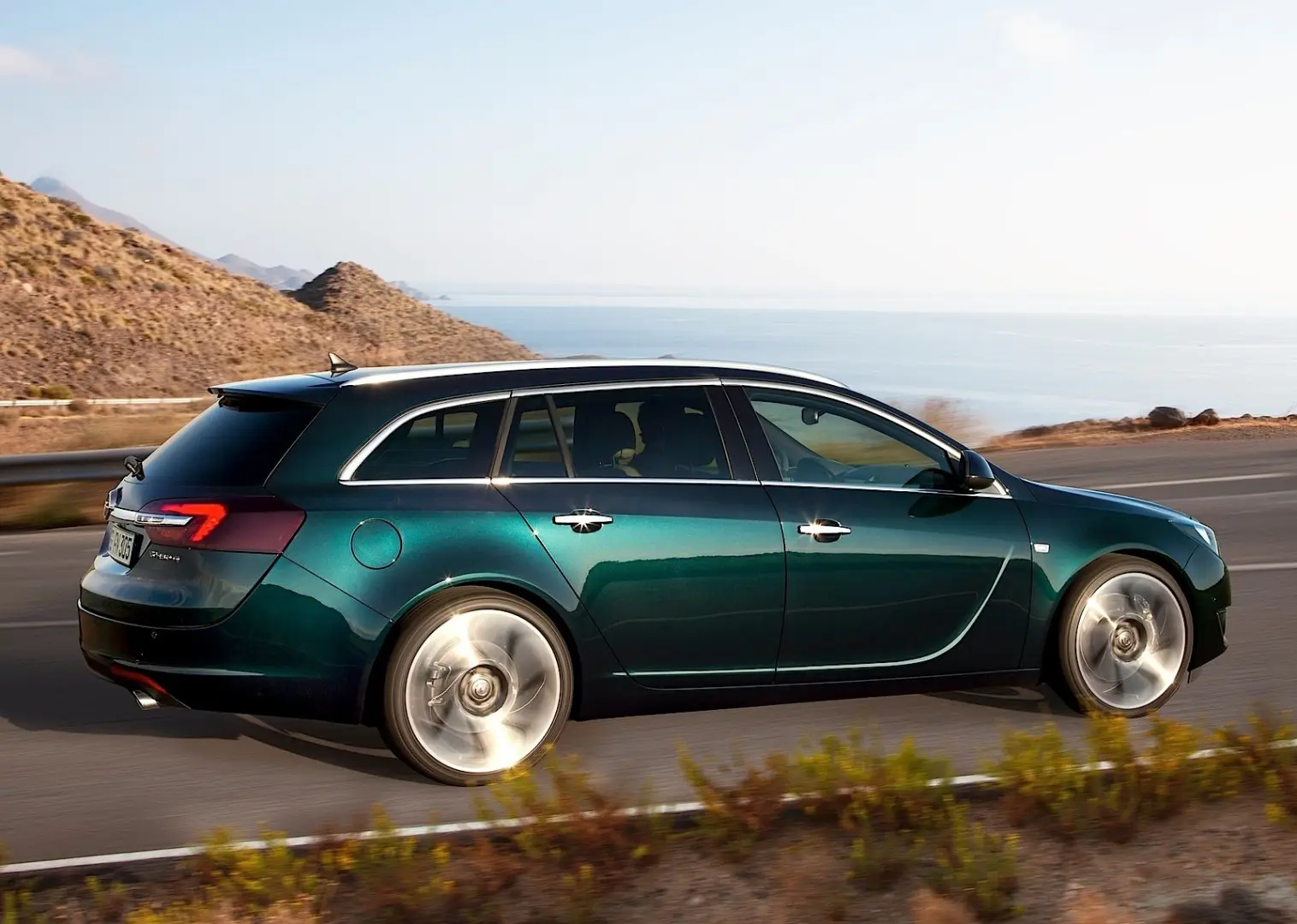 Opel Insignia Insignia Sports Tourer 2.8 V6 AWD OPC 7