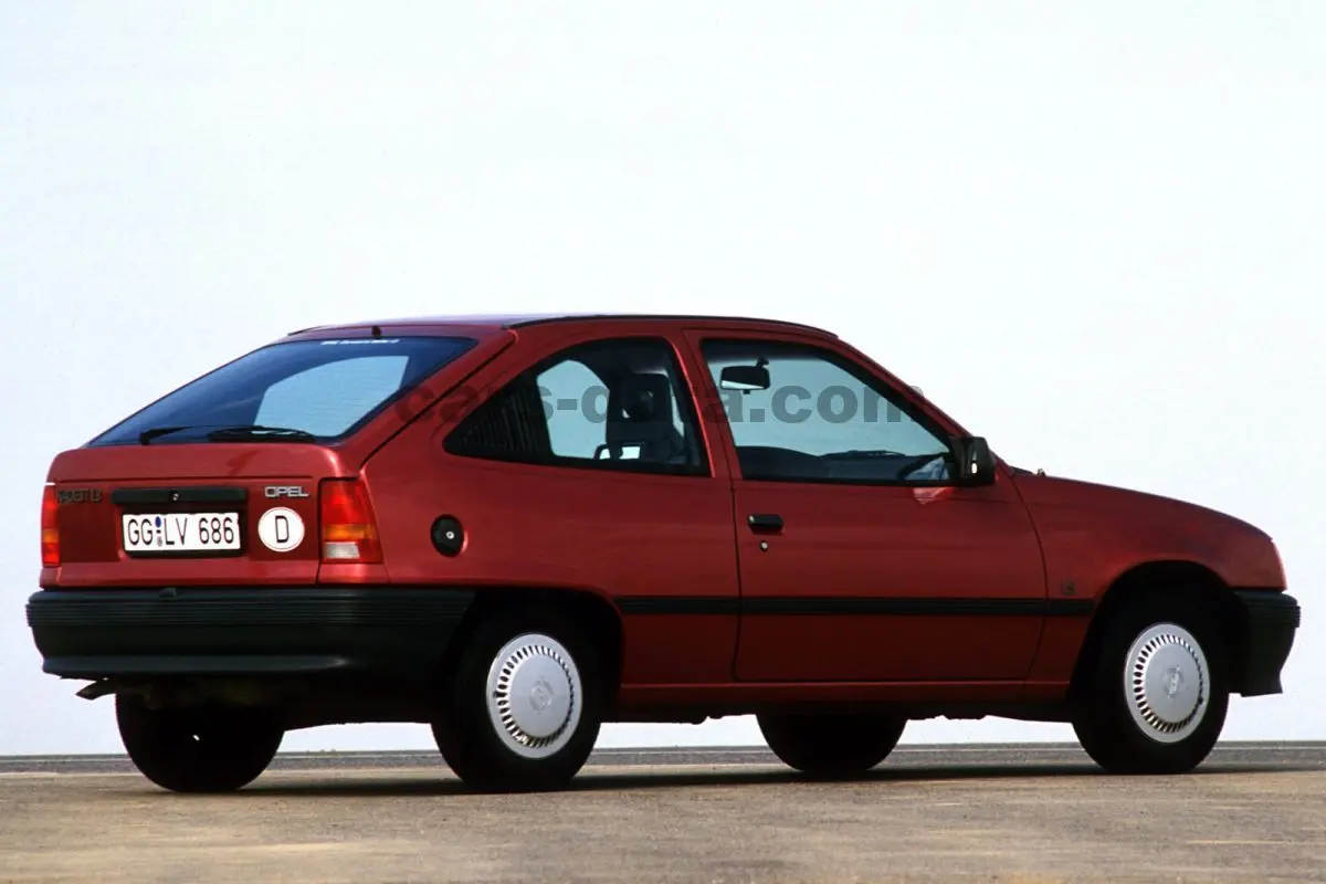 Opel Kadett Kadett 1.3 GL 5