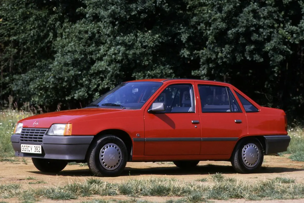 Opel Kadett Kadett 1.6 D GLS 7