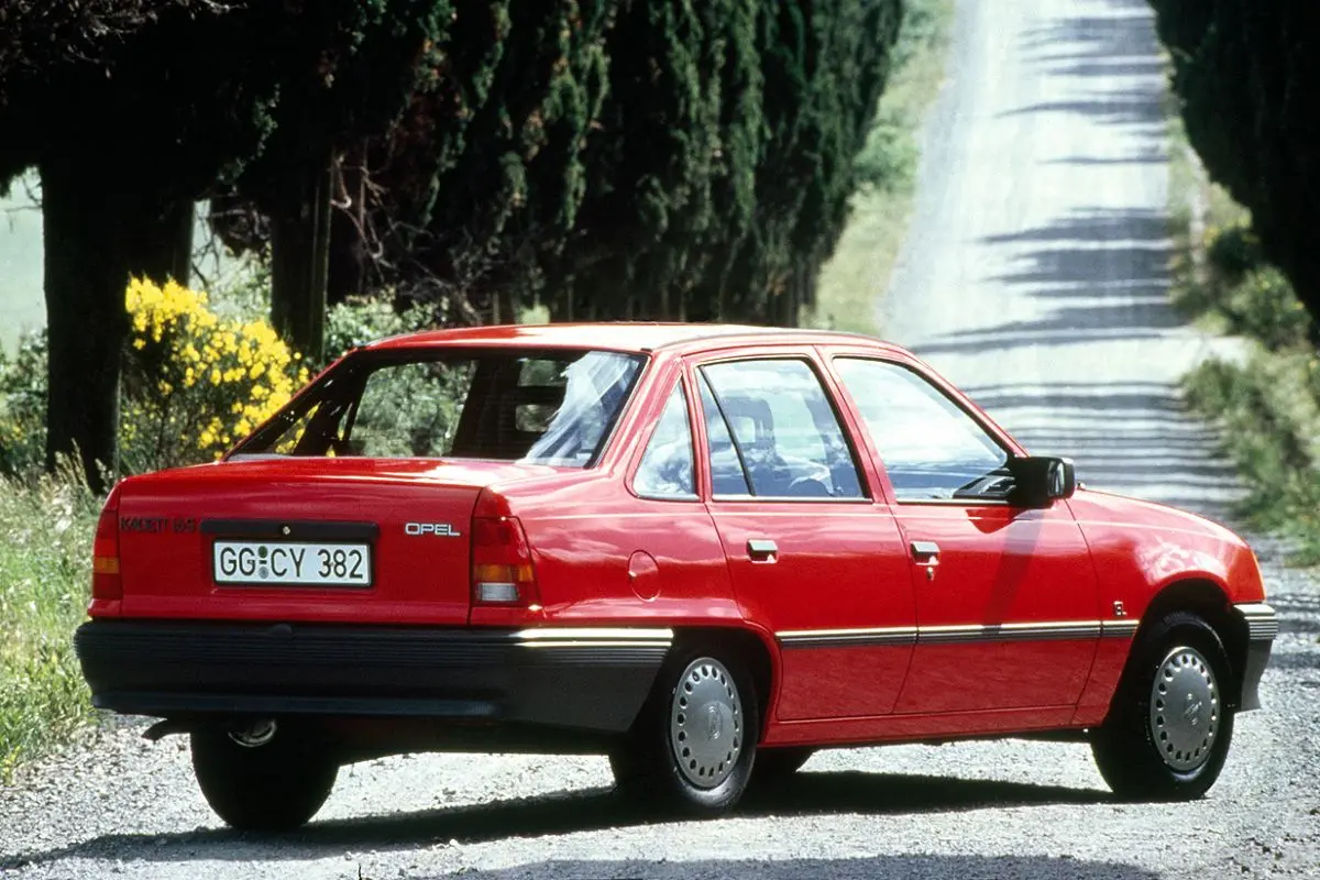 Opel Kadett Kadett 1.6 D GLS 7