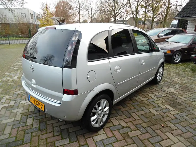 Opel Meriva Meriva 1.8 16V Cosmo 5