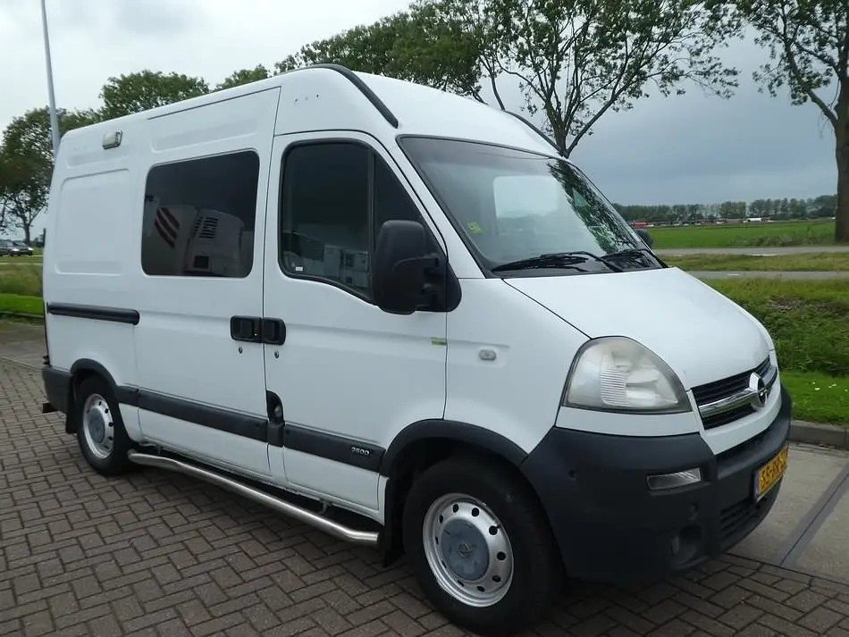 Opel Movano Movano 2.5 CDTi 8m3 Comfort 1