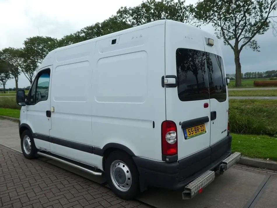 Opel Movano Movano 2.5 CDTi 8m3 Comfort 4