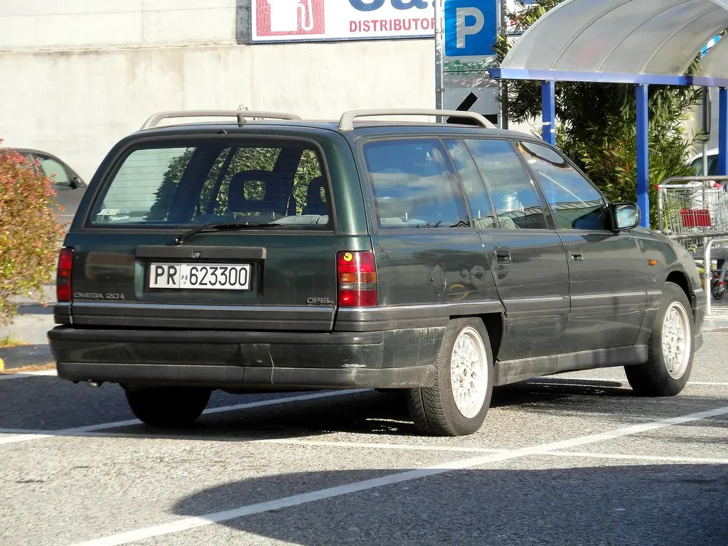 Opel Omega Omega 2.0 CD 5