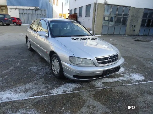 Opel Omega Omega 2.2 16V 4