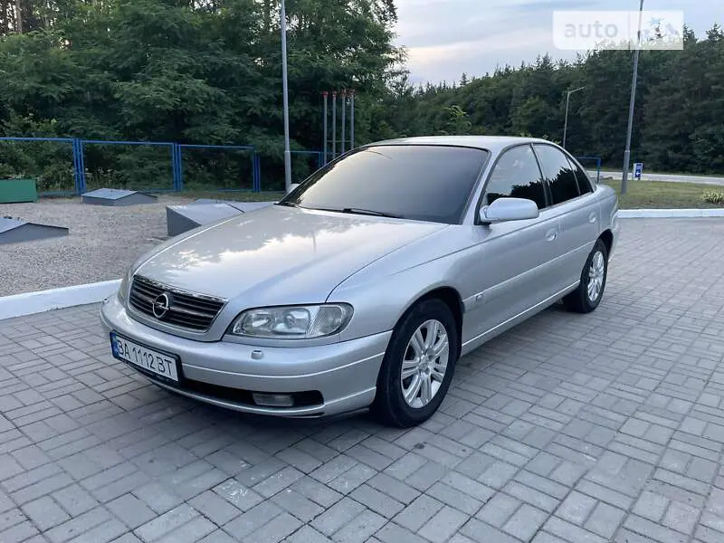 Opel Omega Omega 2.2 16V Comfort 2